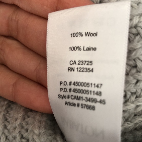 Babaton Merino Wool Knit V-neck Pullover Sweater - Picture 11 of 11